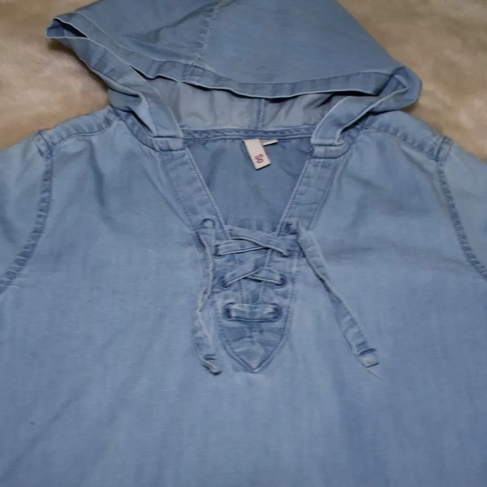 Girls Denim Hooded Shirt Dress Size 7 Long Sleeve